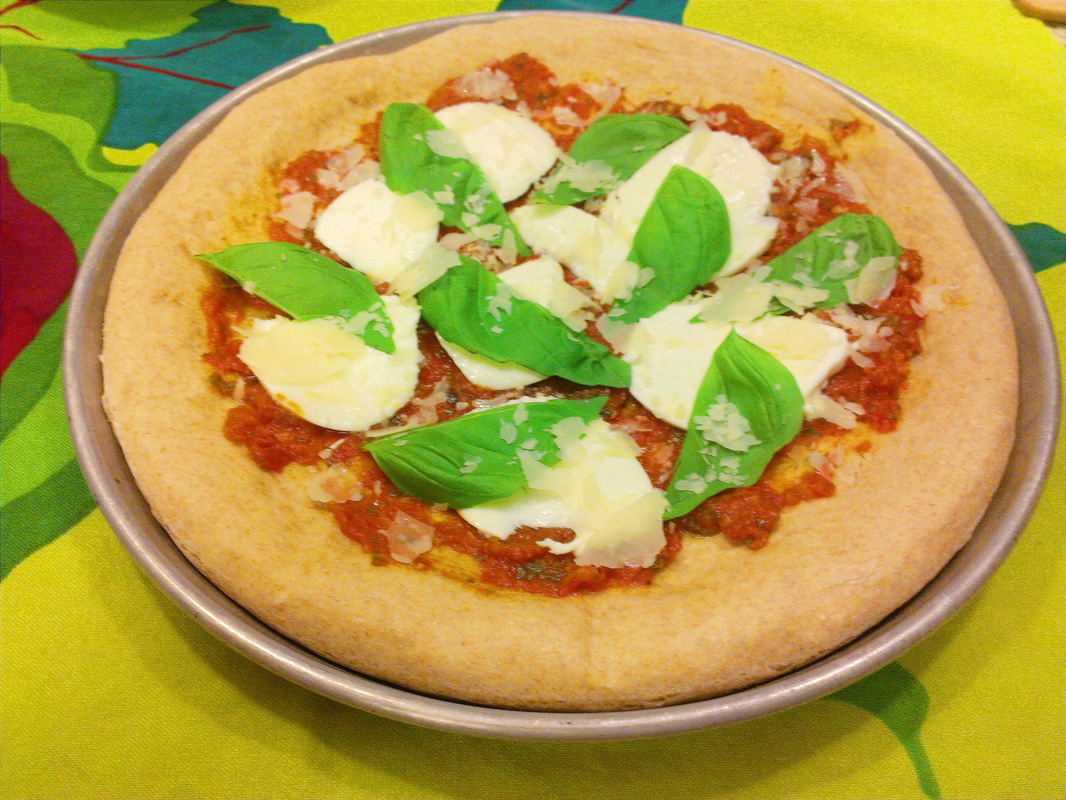 Margarita Pizza. Recipe on Creating a Curated Life.