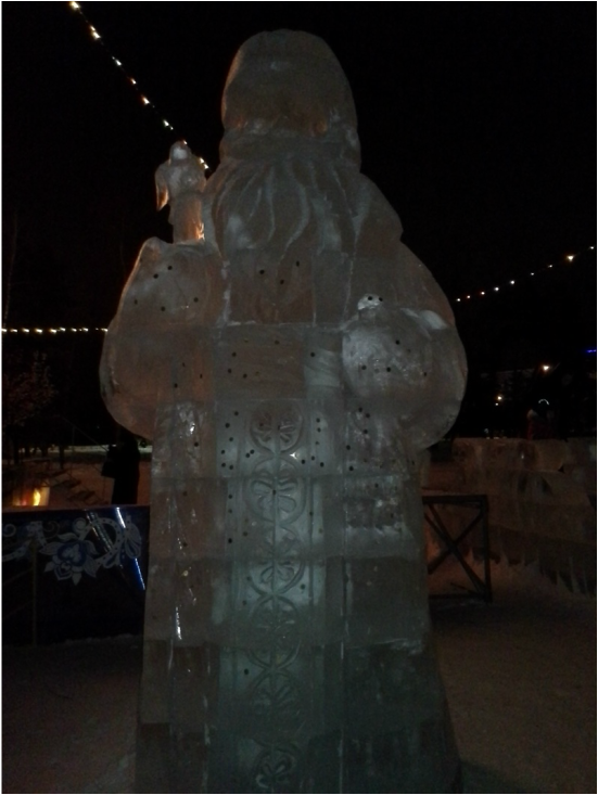 Ice sculpture of Ded Moroz